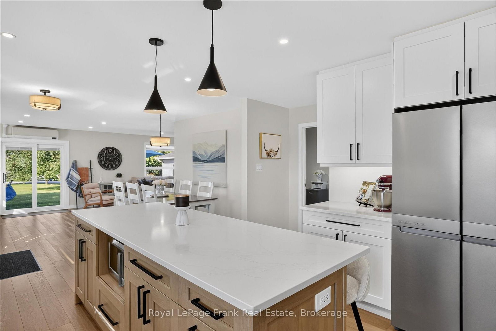 170 Kerry Line • Selwyn, ON photo 18
