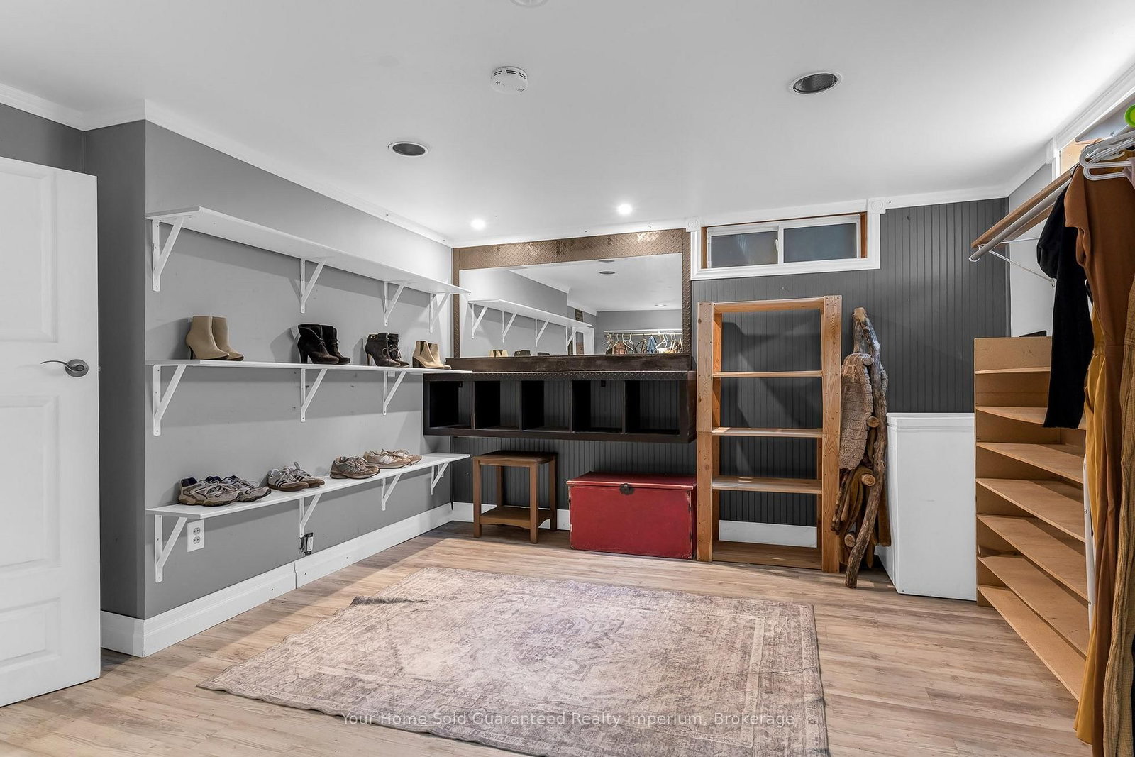6 Beacon Avenue • Hamilton, ON photo 17