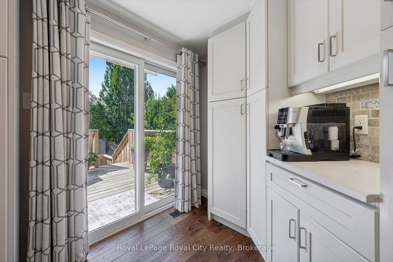 22 Pacific Place • Guelph, ON photo 15