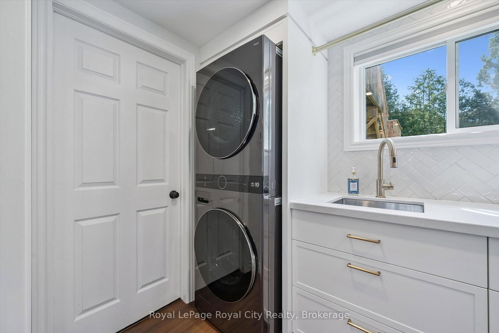 22 Pacific Place • Guelph, ON photo 23