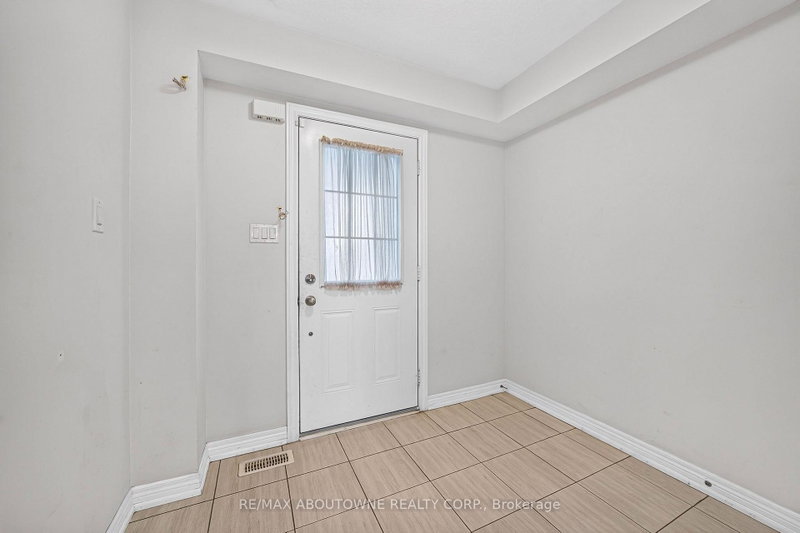10 - 420 Linden Drive