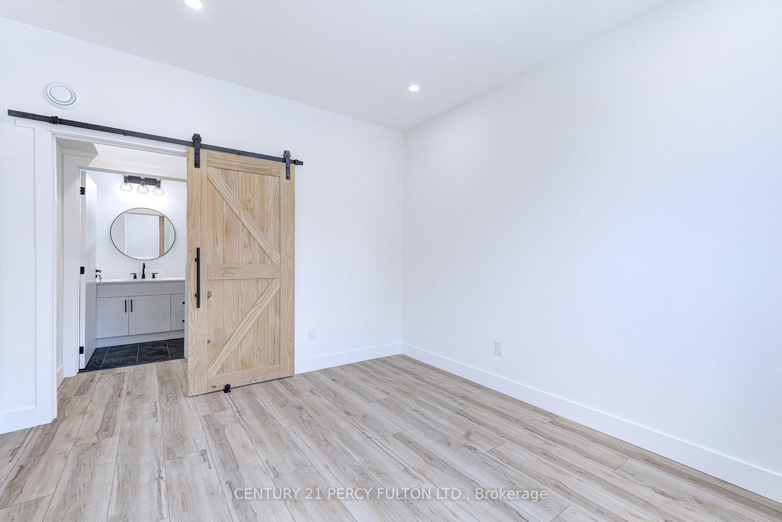 15 Bechtel Street • Cambridge, ON photo 28