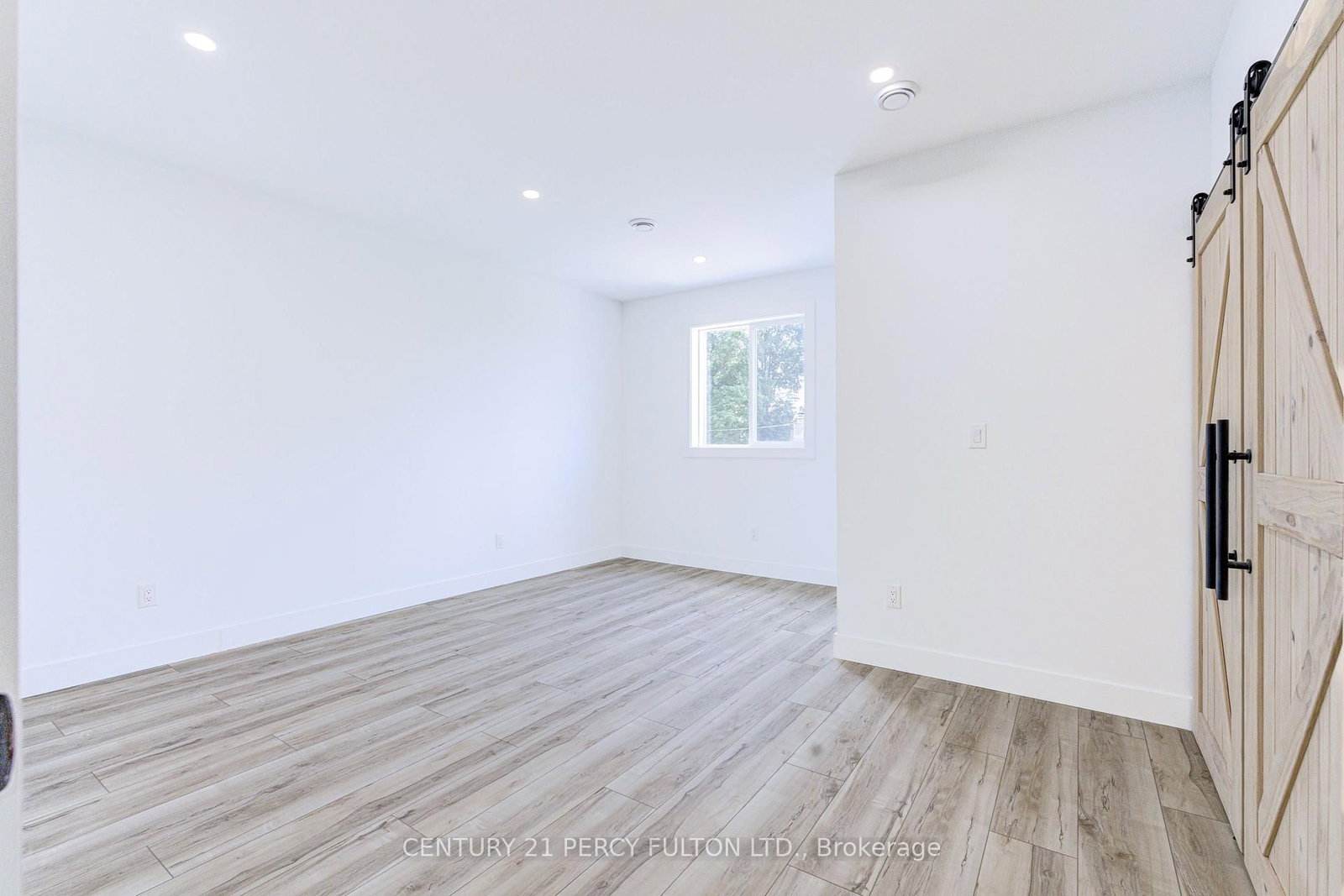 15 Bechtel Street • Cambridge, ON photo 31