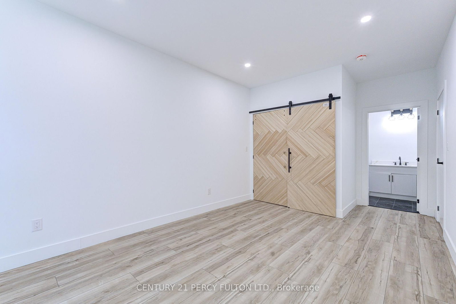 15 Bechtel Street • Cambridge, ON photo 36