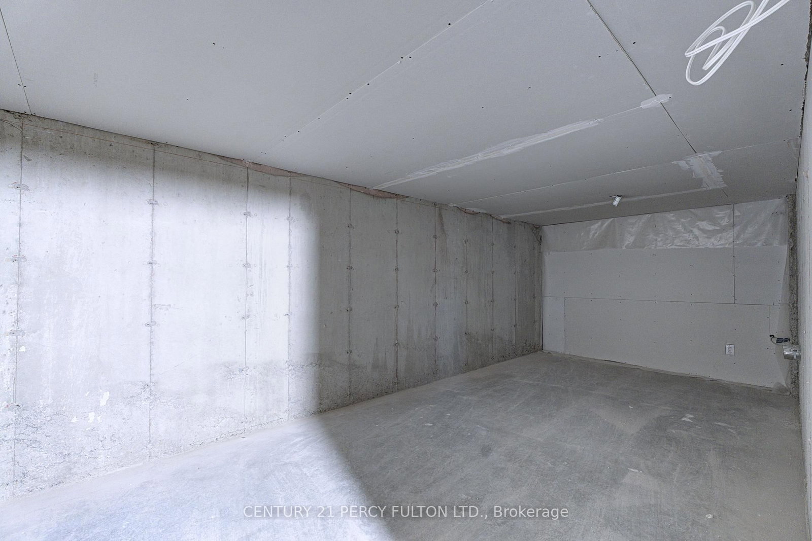 15 Bechtel Street • Cambridge, ON photo 46