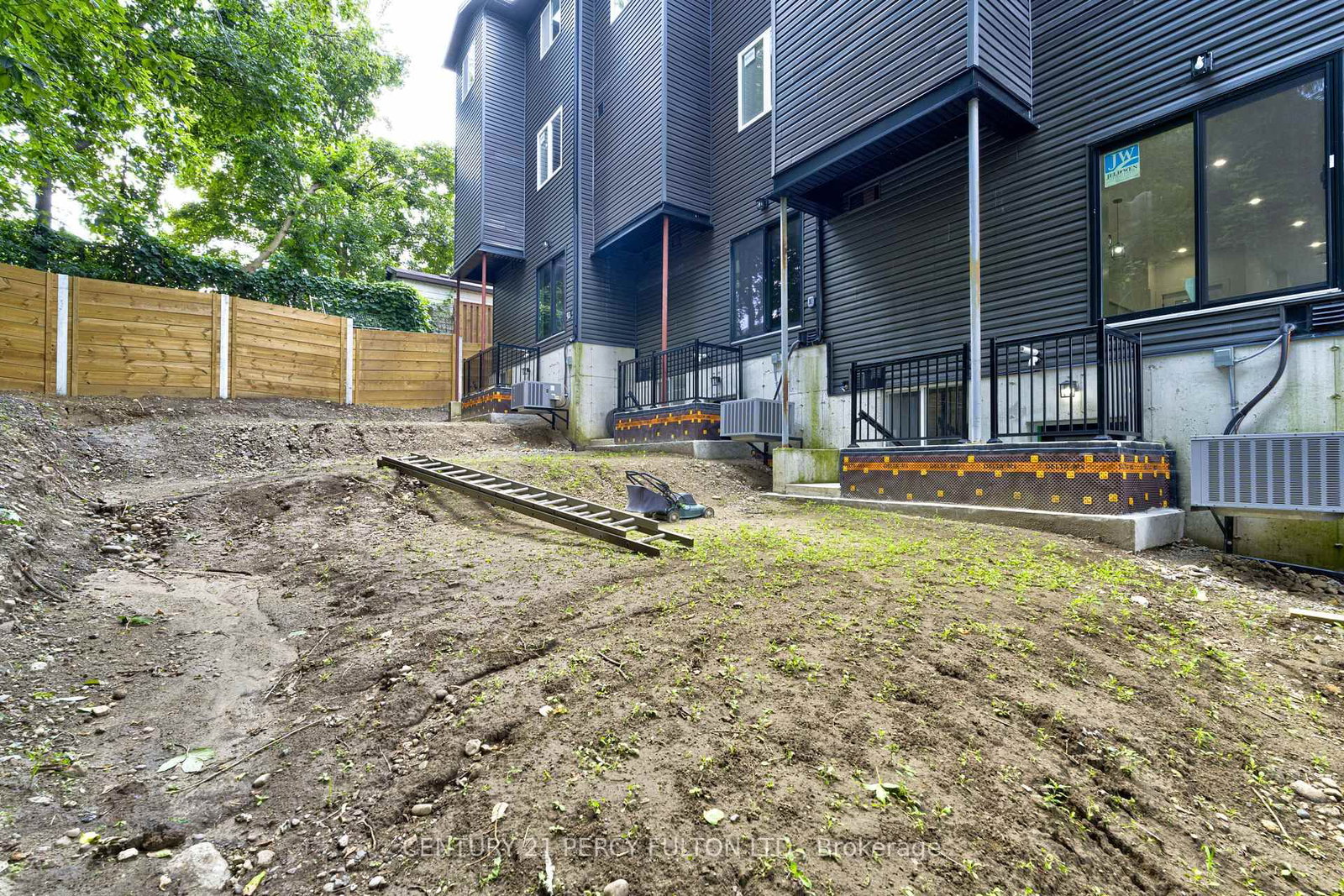 15 Bechtel Street • Cambridge, ON photo 48