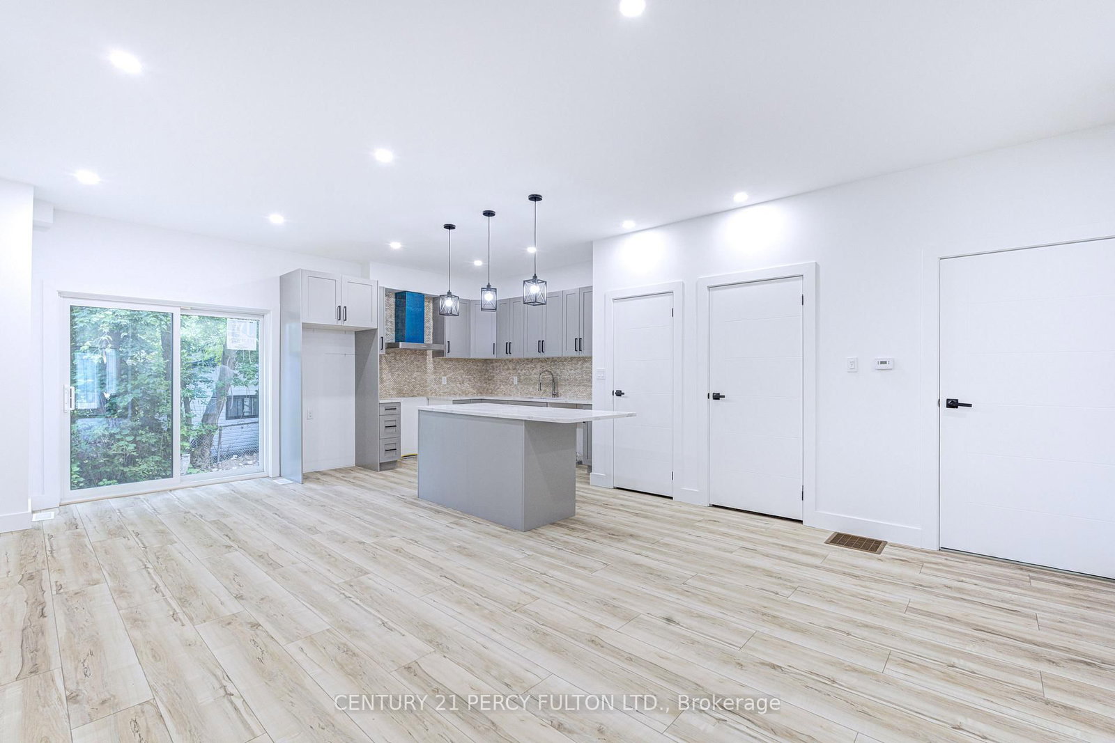 15 Bechtel Street • Cambridge, ON photo 9