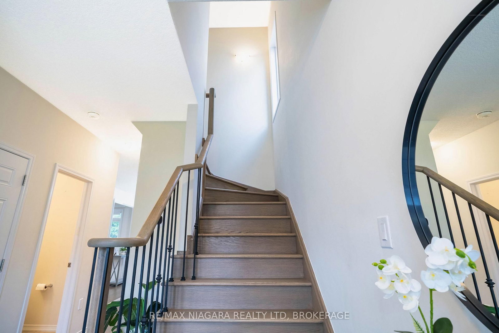 8707 Chickory Trail • Niagara Falls, ON photo 21