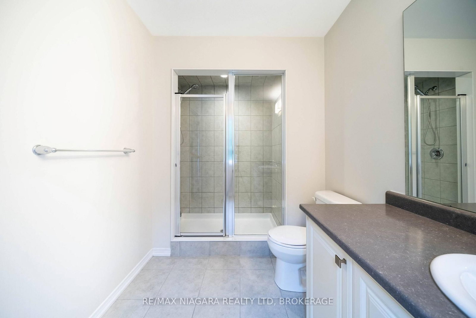 8707 Chickory Trail • Niagara Falls, ON photo 32