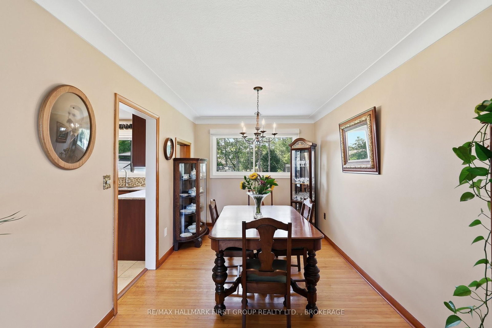 1449 Avondale Crescent • Kingston, ON photo 9