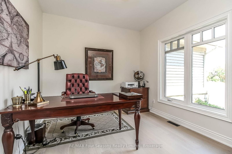 120 SCHOOLHOUSE Crt photo 5