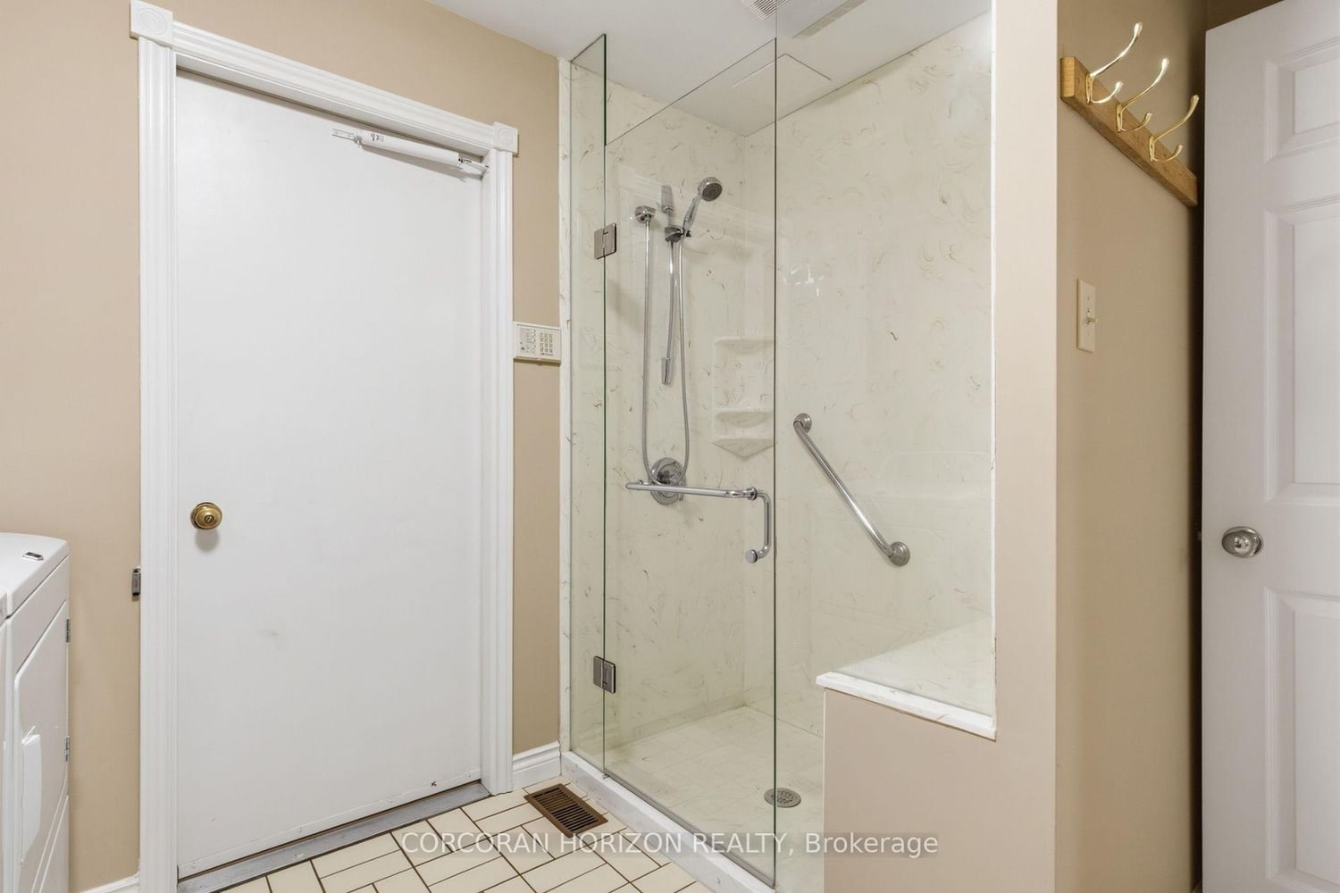 527 Anndale Court • Waterloo, ON photo 19