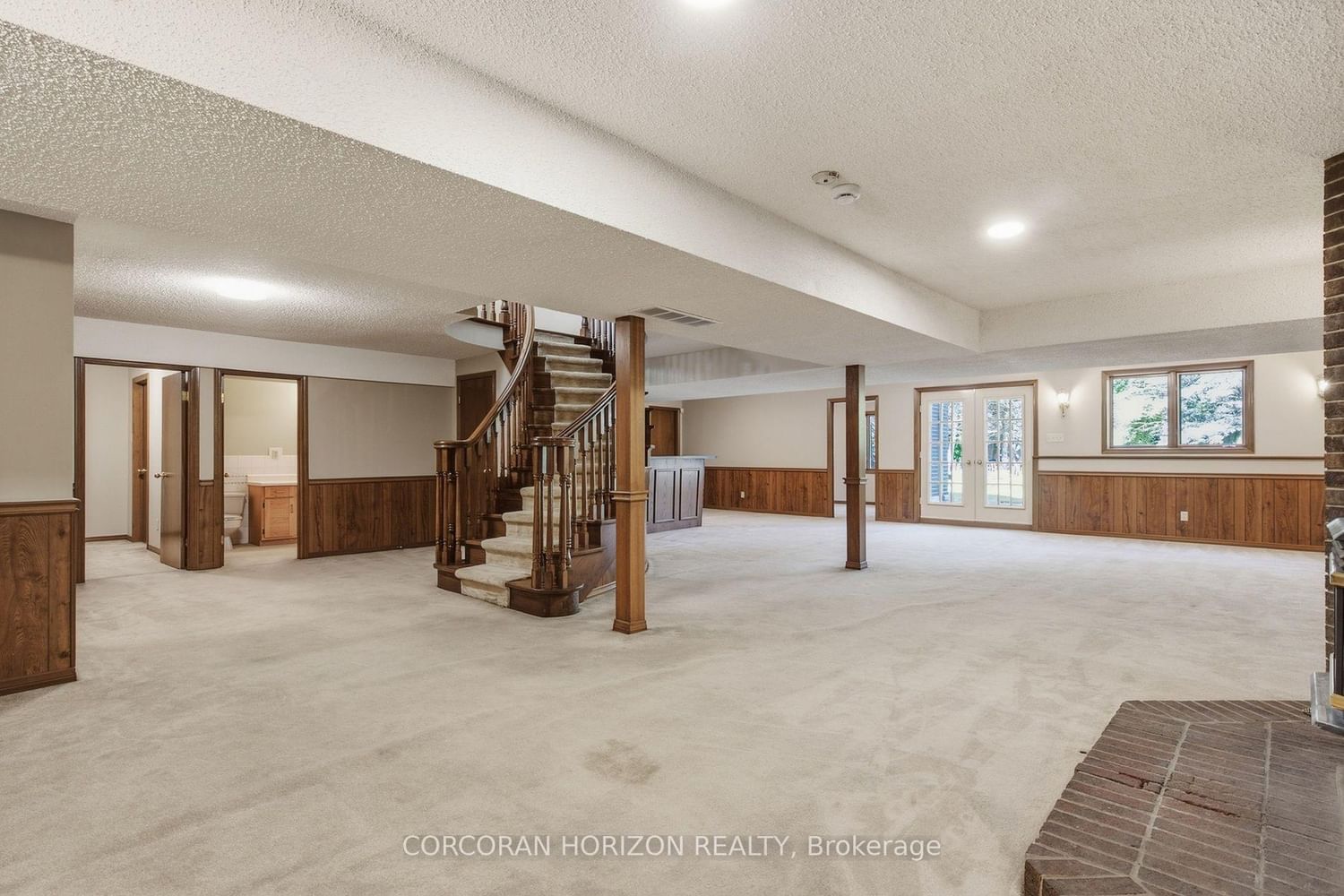 527 Anndale Court • Waterloo, ON photo 28