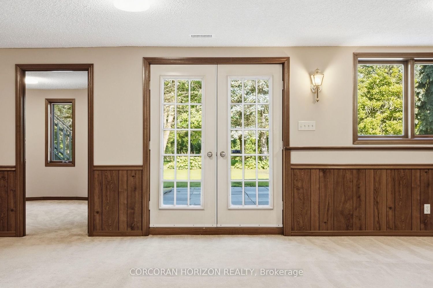 527 Anndale Court • Waterloo, ON photo 31