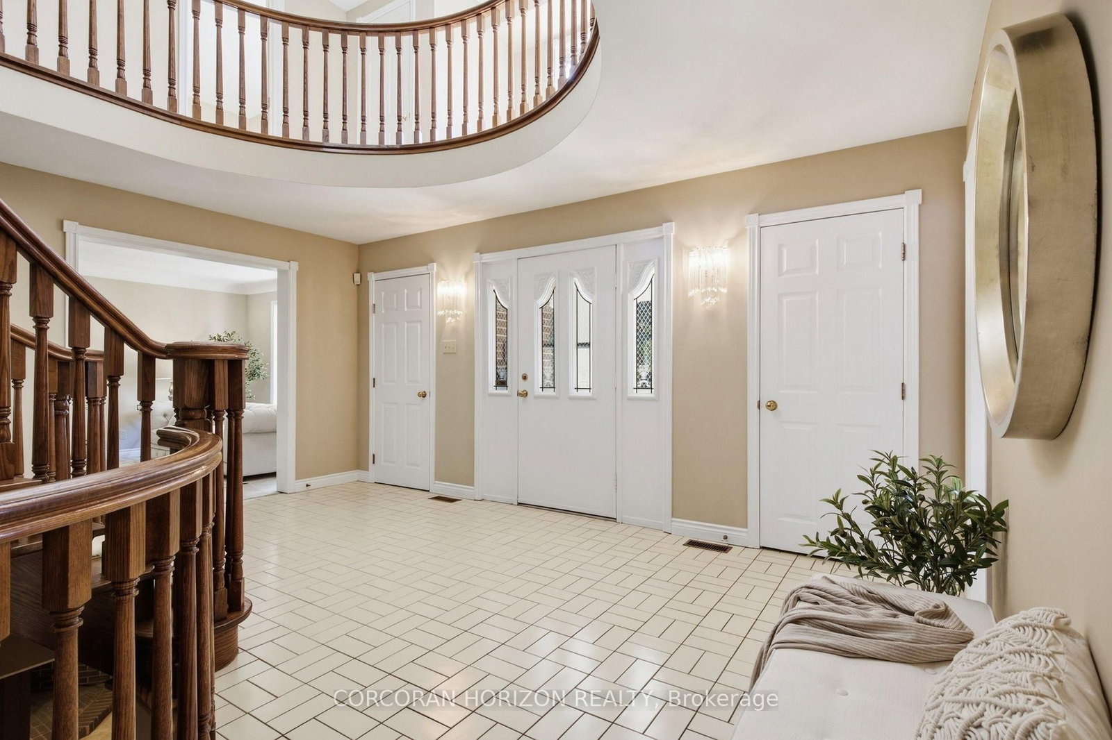 527 Anndale Court • Waterloo, ON photo 6