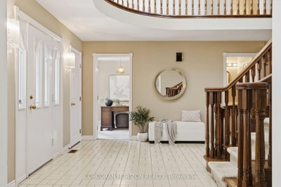 527 Anndale Court • Waterloo, ON photo 7