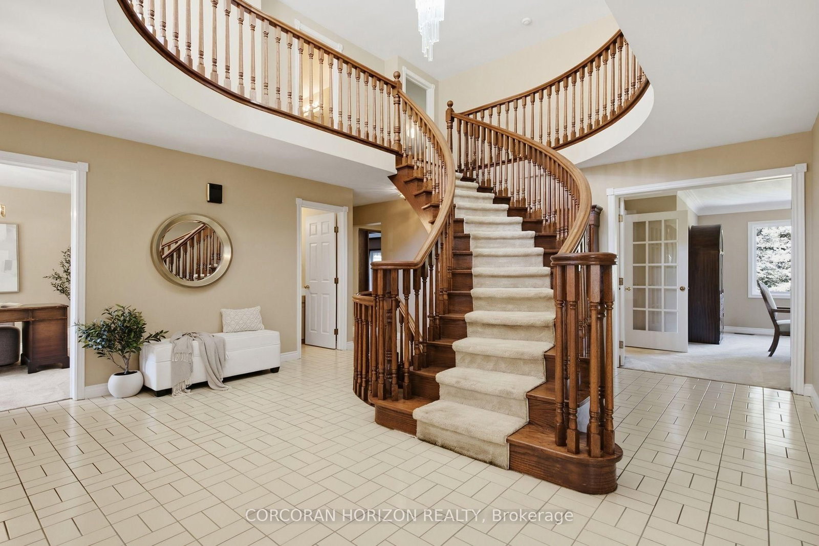 527 Anndale Court • Waterloo, ON photo 9