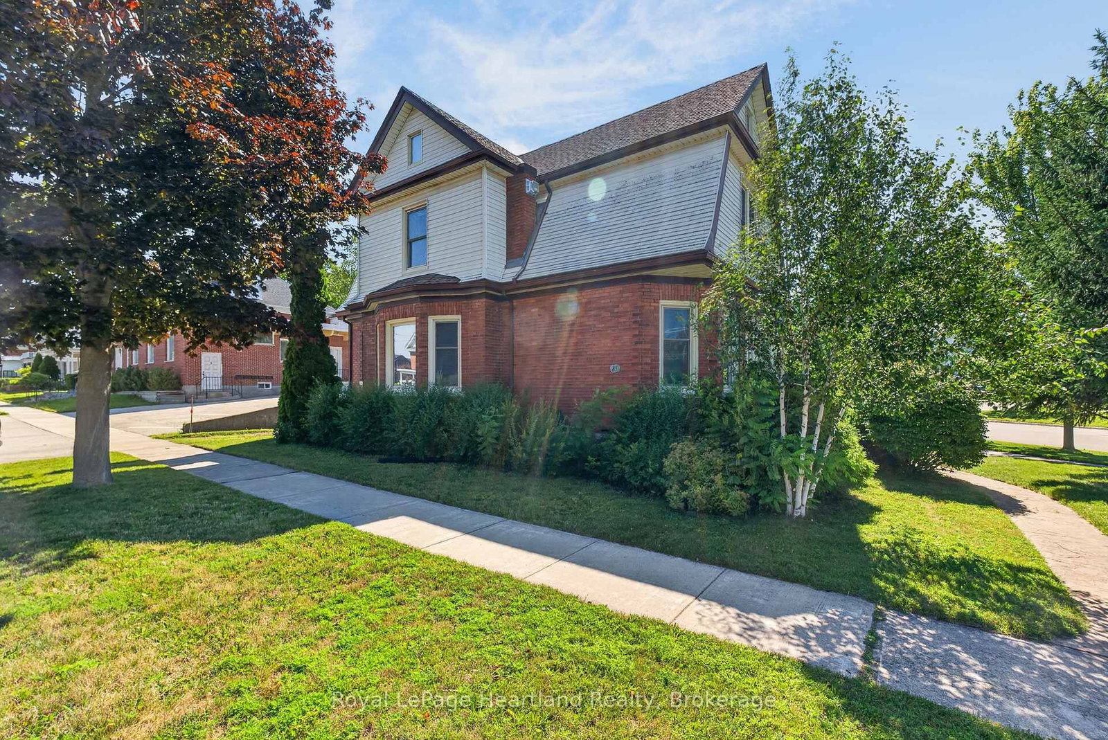 85 Montreal Street • Goderich, ON photo 24