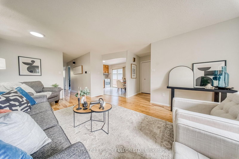 2276 Inglewood Road