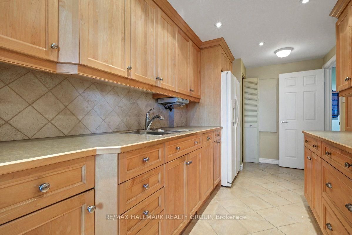 505 St Laurent Boulevard • #1804 • Ottawa, ON photo 19