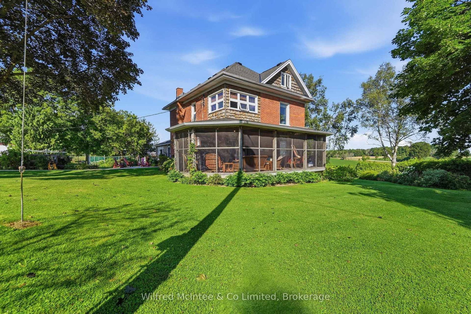 12 Bismark Street N • South Bruce, ON photo 4