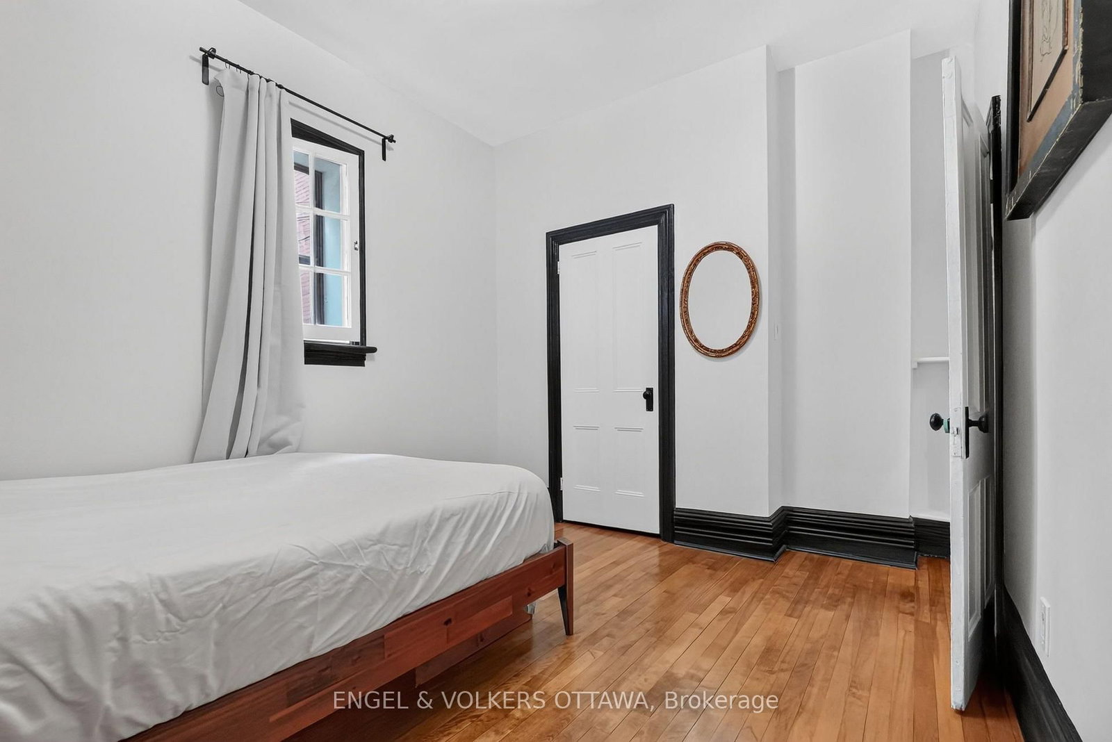 128 Second Avenue • Ottawa, ON photo 21