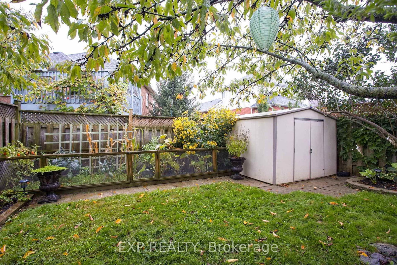 28 Maria Street • St. Catharines, ON photo 33