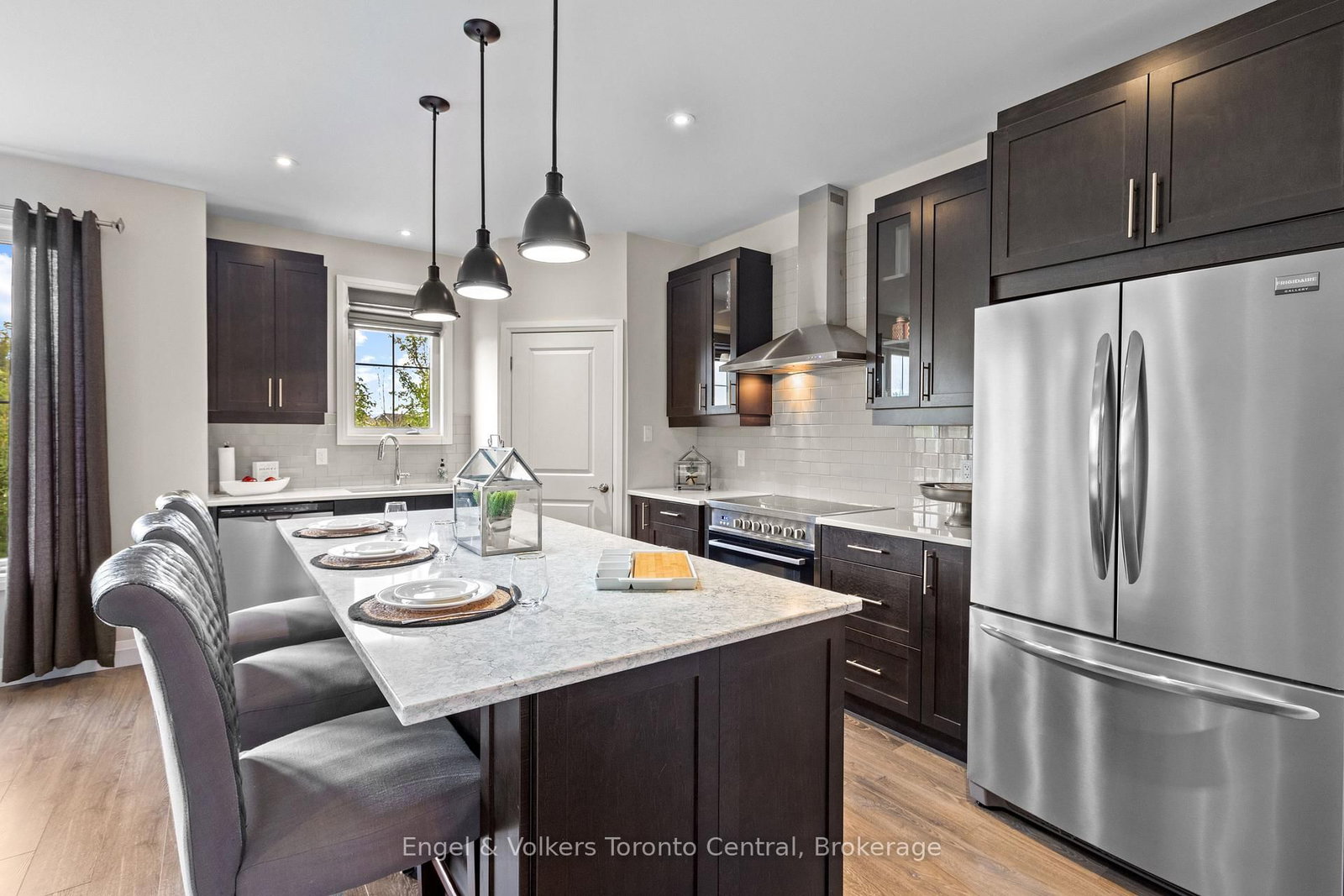 360 YELLOW BIRCH Crescent • Blue Mountains, ON photo 6