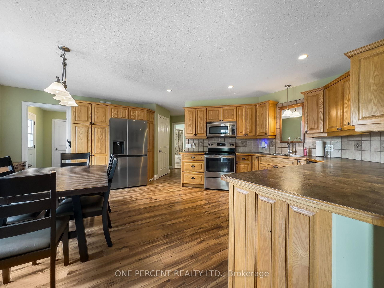 4 Jason Crescent • Quinte West, ON photo 8
