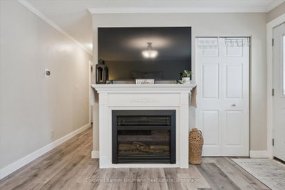 16 Argyle Drive • Guelph, ON photo 8