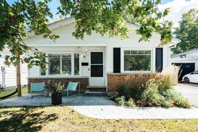 78 Helene Crescent • Waterloo, ON photo 2