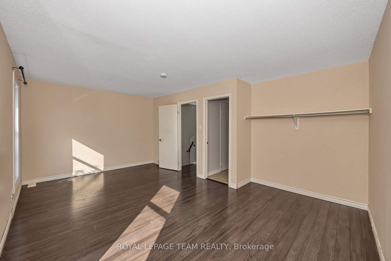 284 Dalehurst Drive • #D • Ottawa, ON photo 28