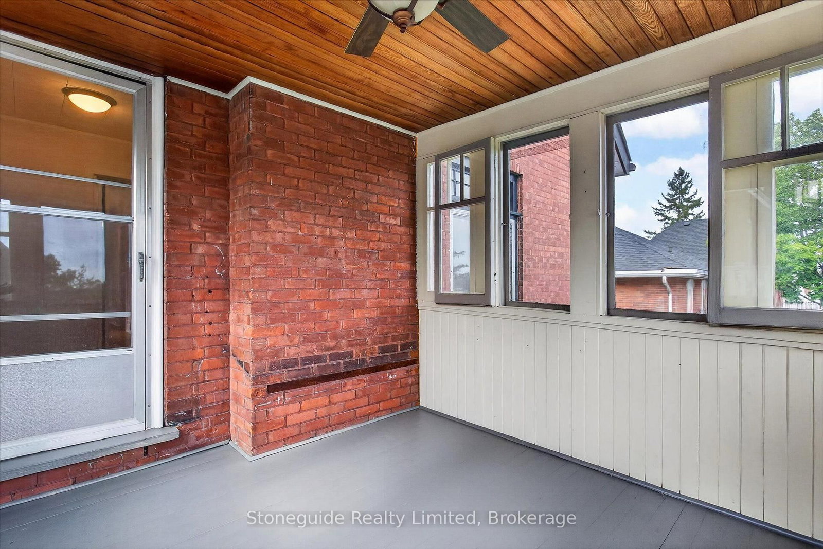 540 Charlotte Street • Peterborough, ON photo 26