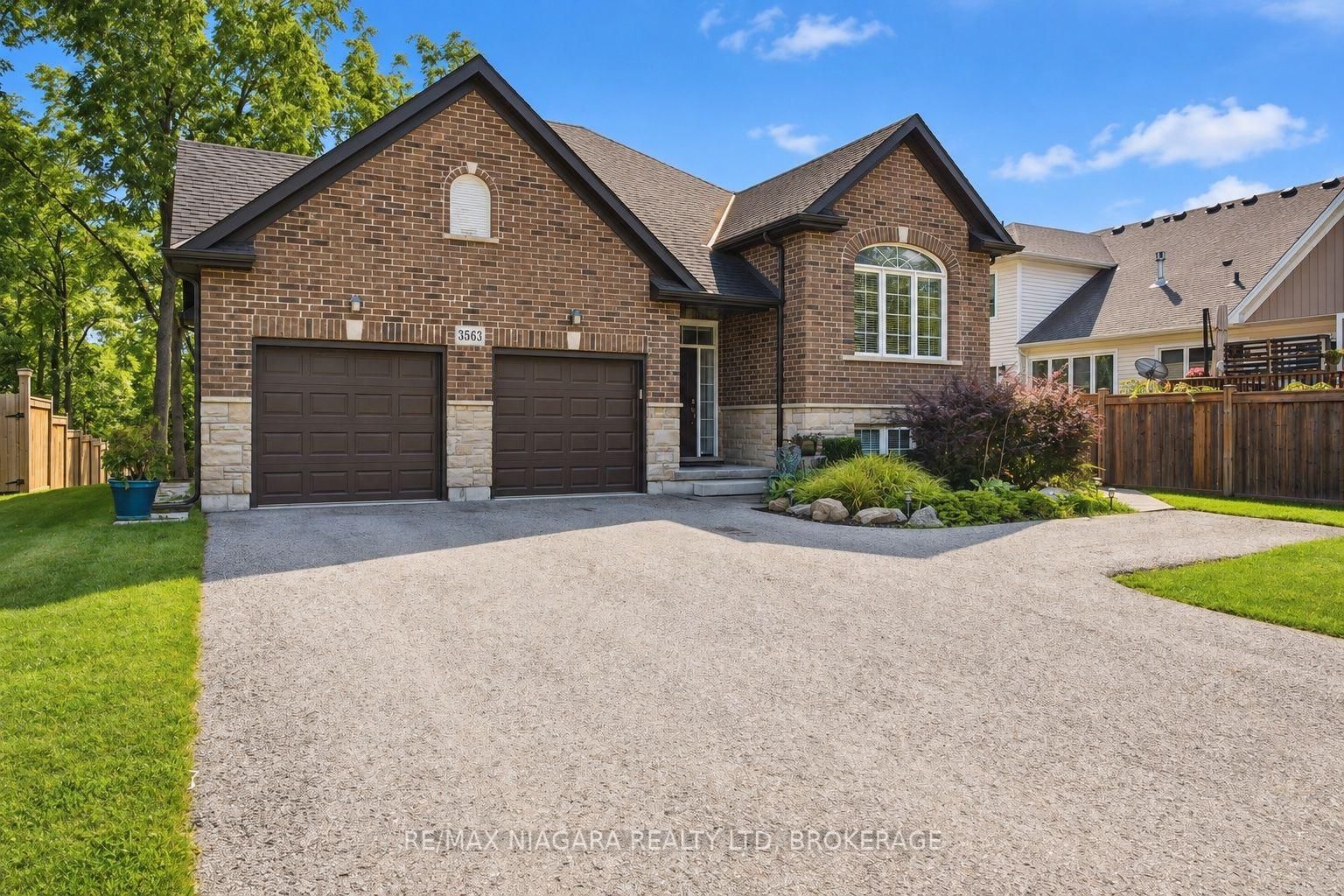 3563 Dominion Road • Fort Erie, ON photo 2