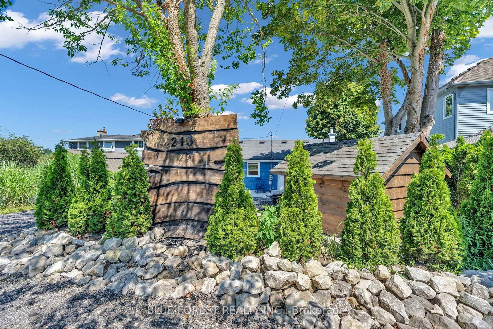 213 William Street • Central Elgin, ON photo 4