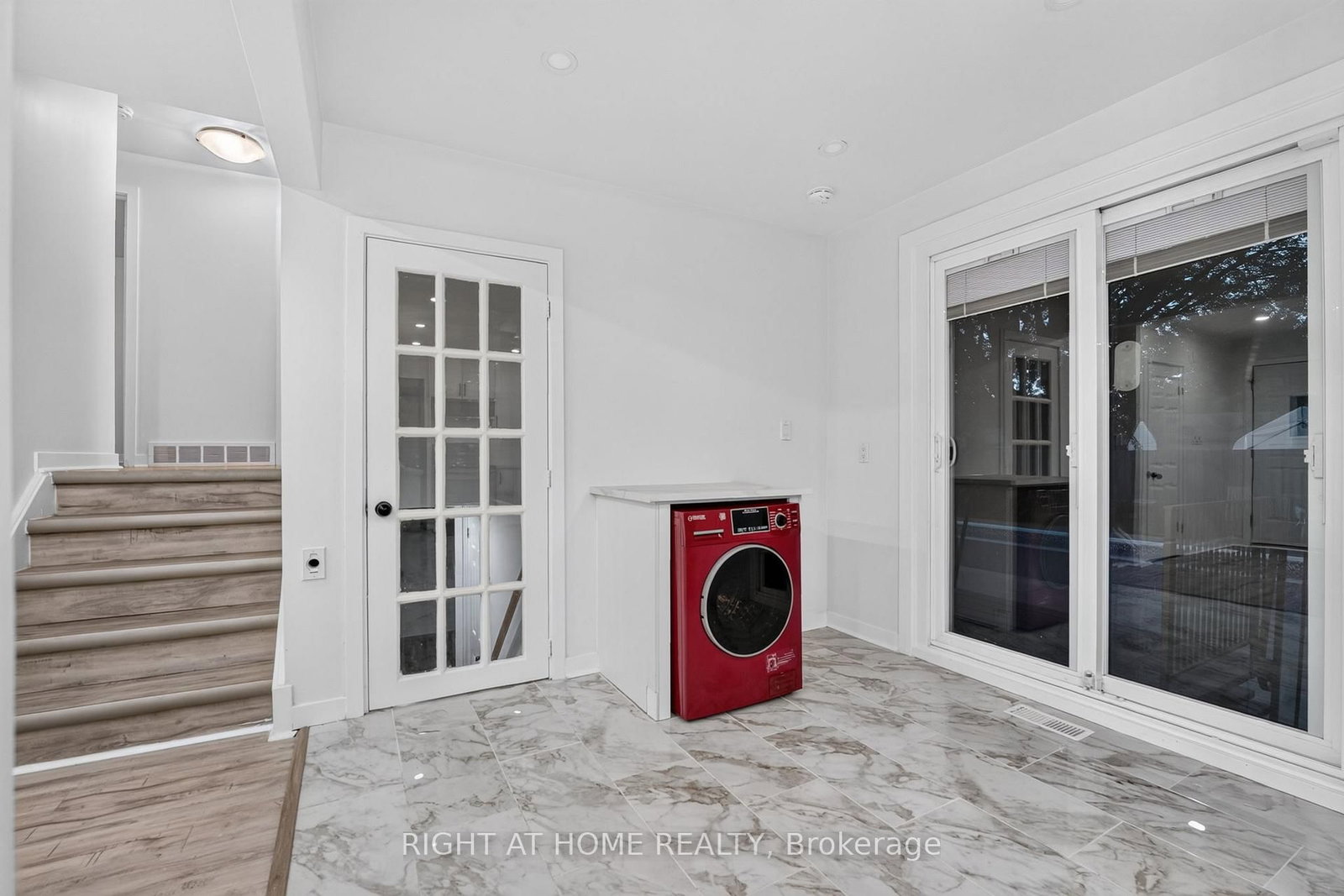 19 Brentwood Drive • St. Catharines, ON photo 13