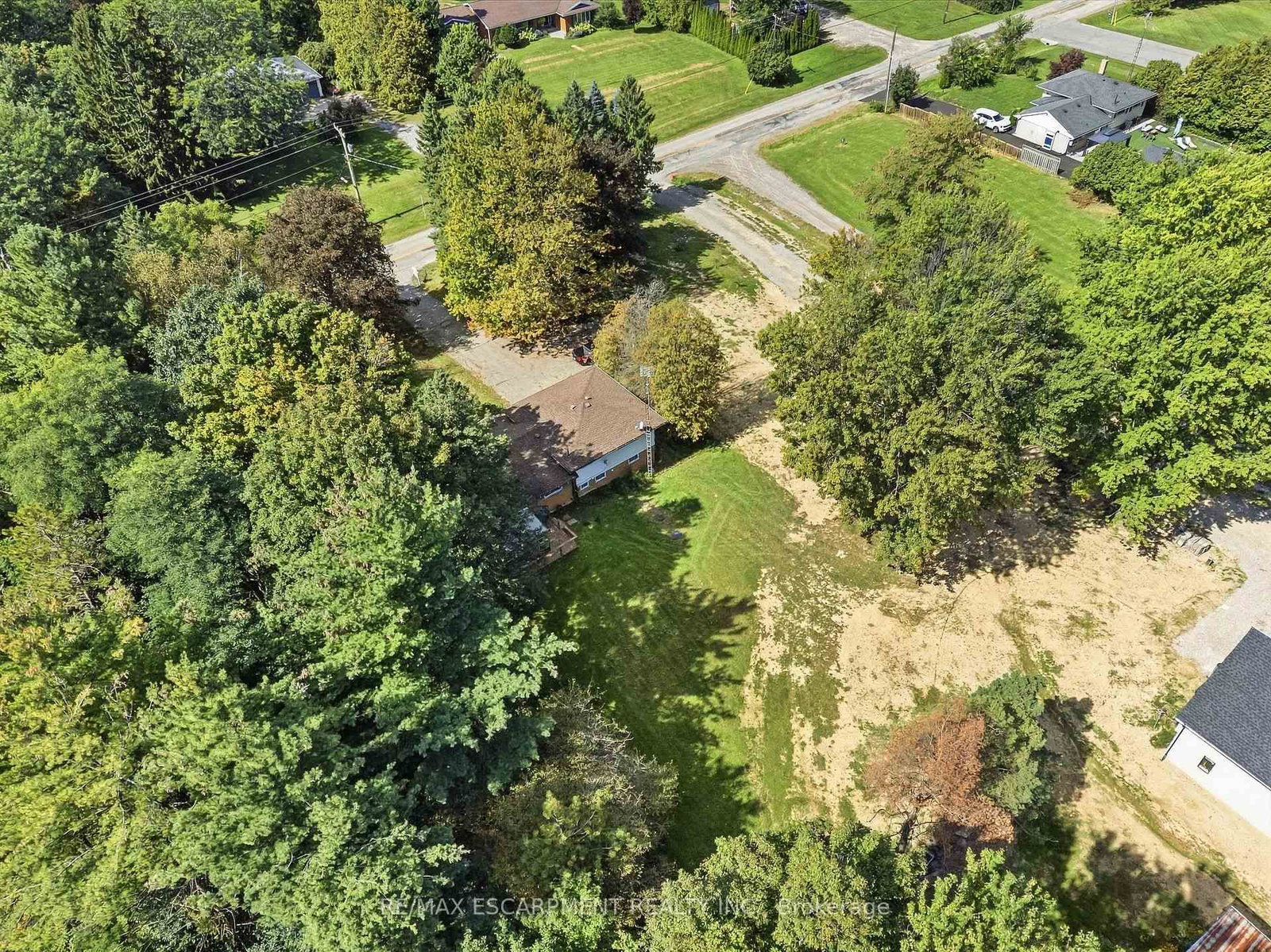 205 Sunnyridge Road • Hamilton, ON photo 40