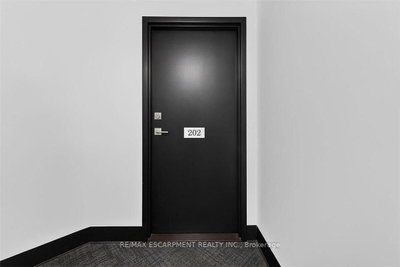 6 Village Green Boulevard • #202 • Hamilton, ON photo 8