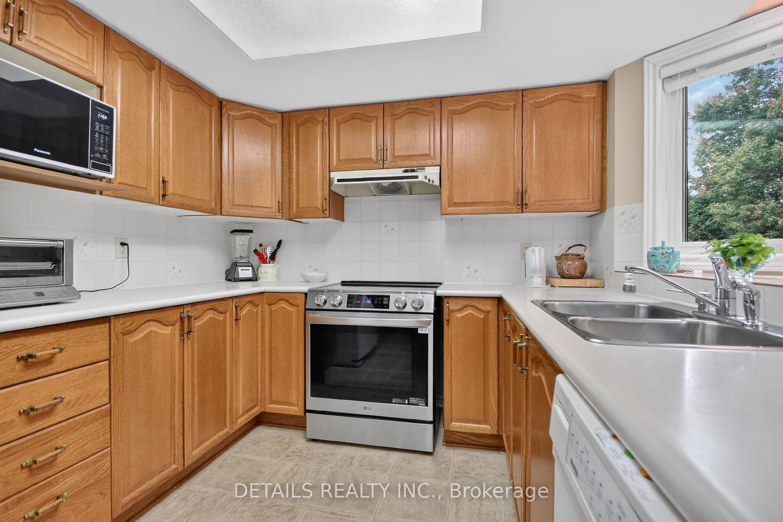 15 Conant Place S • Kanata, ON photo 16