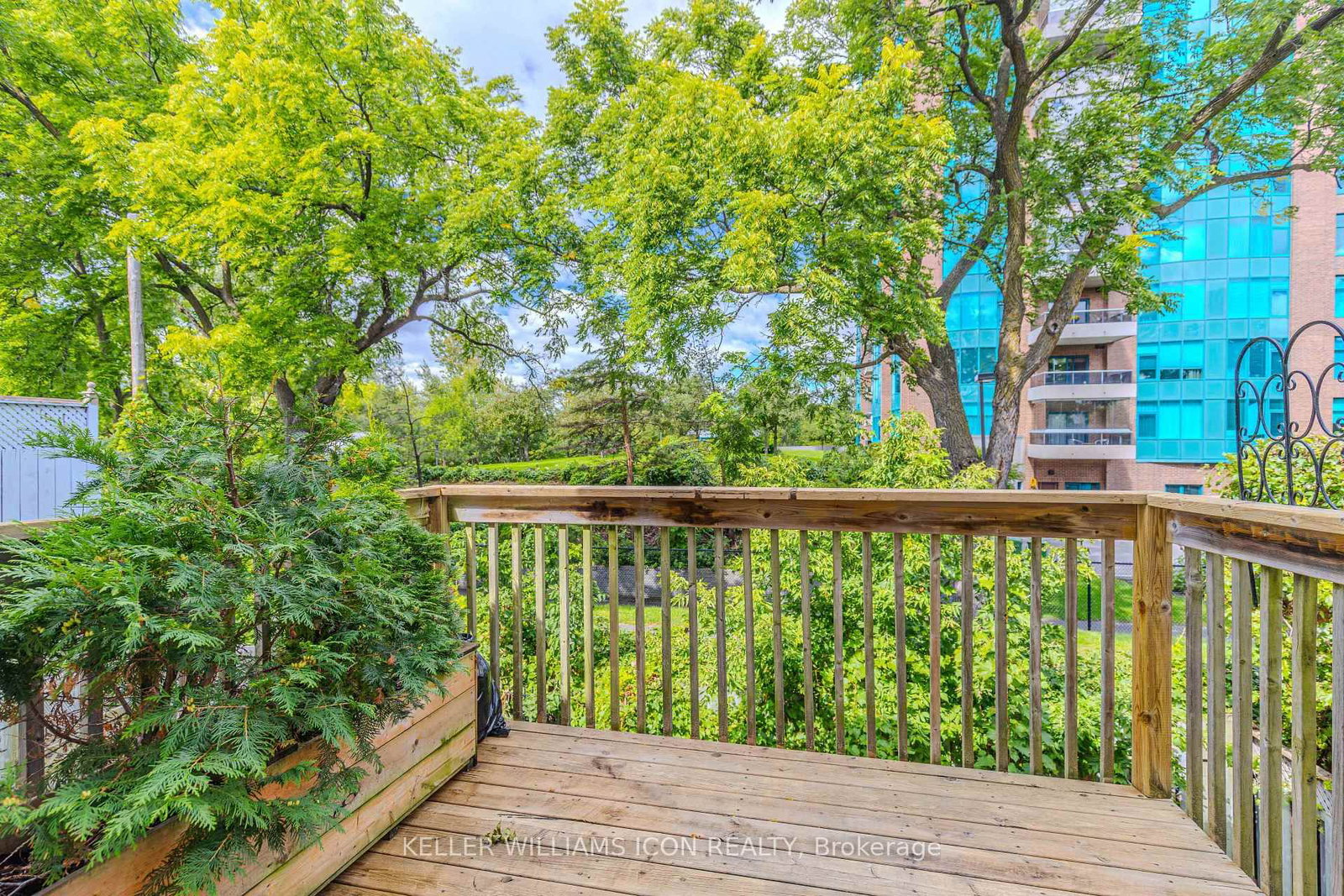 50 Malhotra Crt, Ottawa, view 21