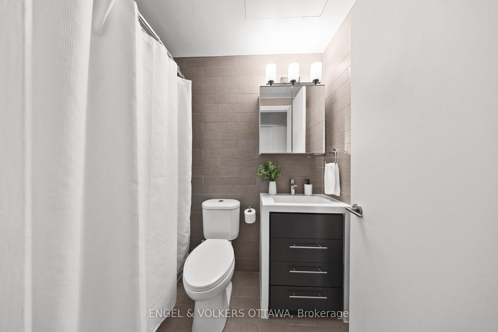 428 Sparks Street • #701 • Ottawa, ON photo 26