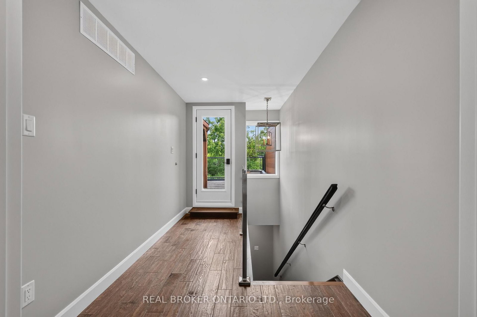 343 Riverdale Avenue • Ottawa, ON photo 22
