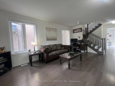 734 Anishinaabe Drive • Shelburne, ON photo 7