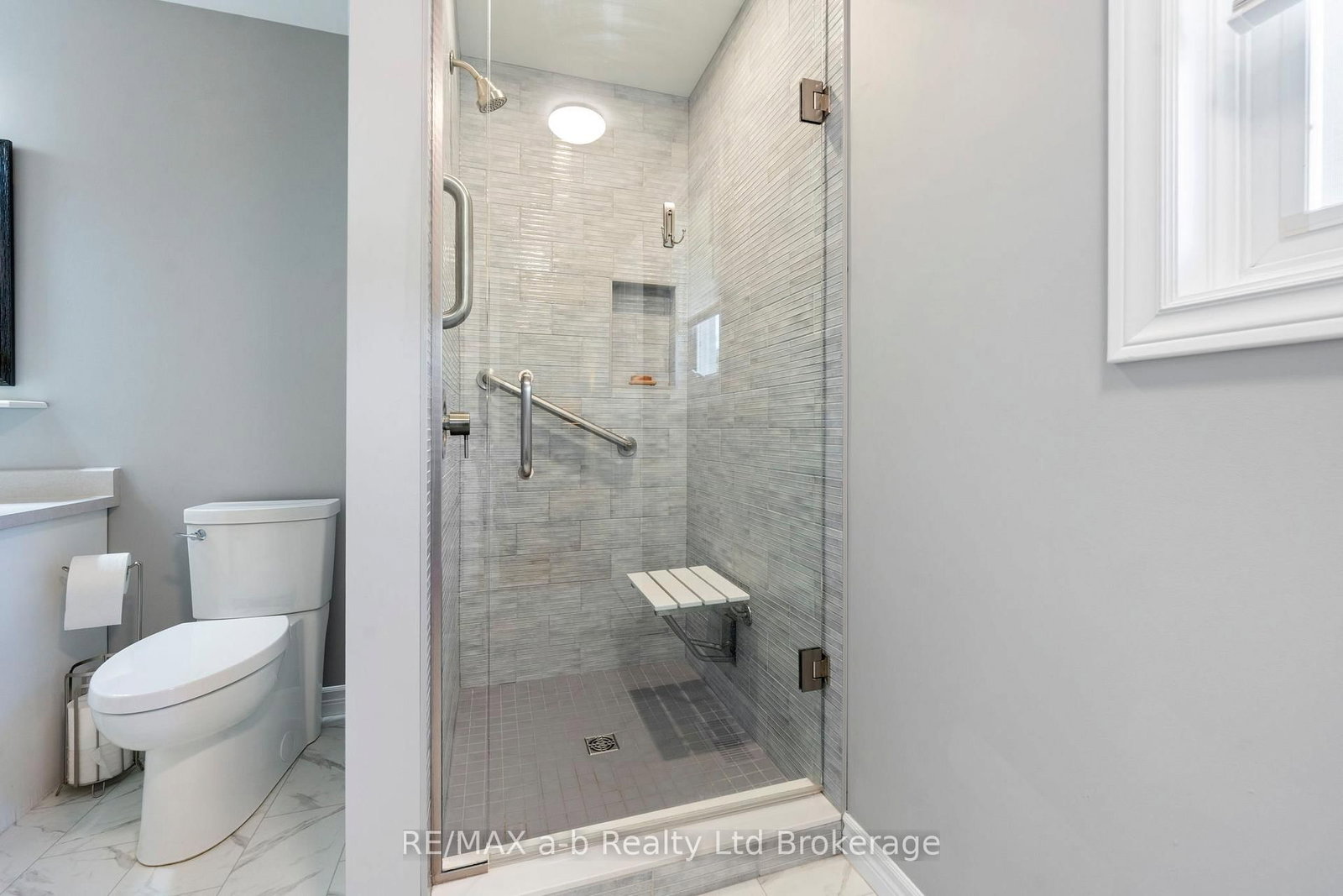 48 Denrich Avenue • Tillsonburg, ON photo 18