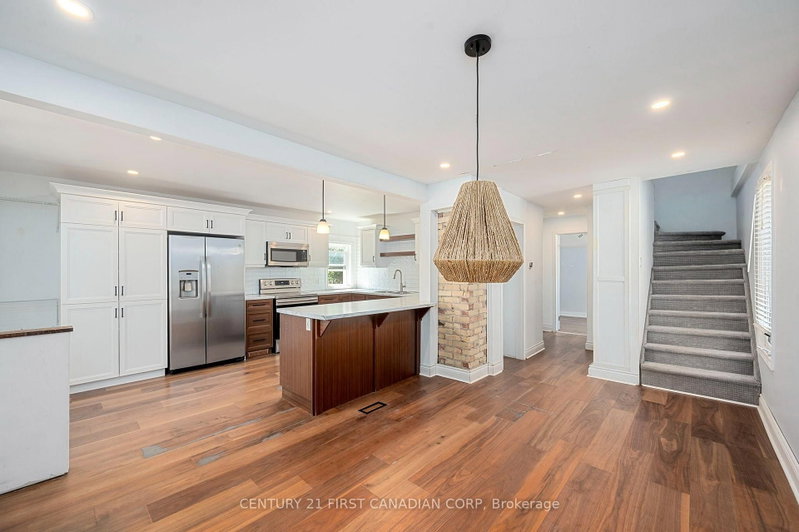 229 St Julien Street