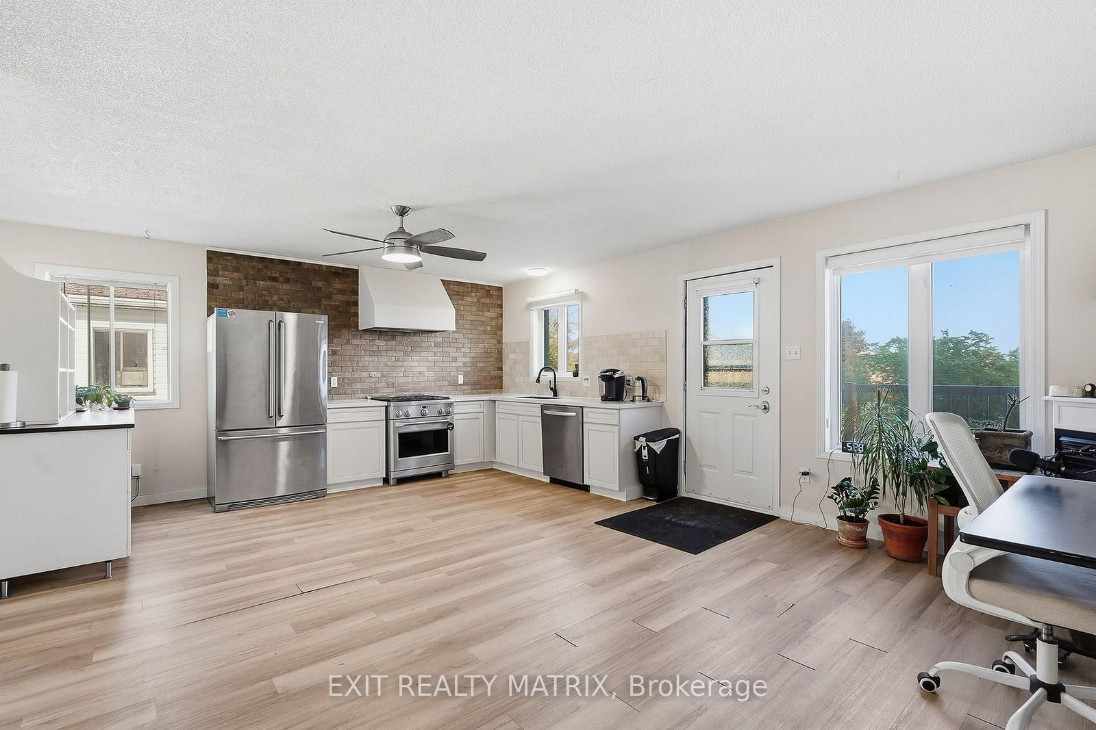 1001 Jacynthe Street • Hawkesbury, ON photo 5