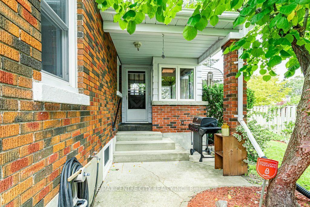 123 1/2 Myrtle Street • St. Thomas, ON photo 33
