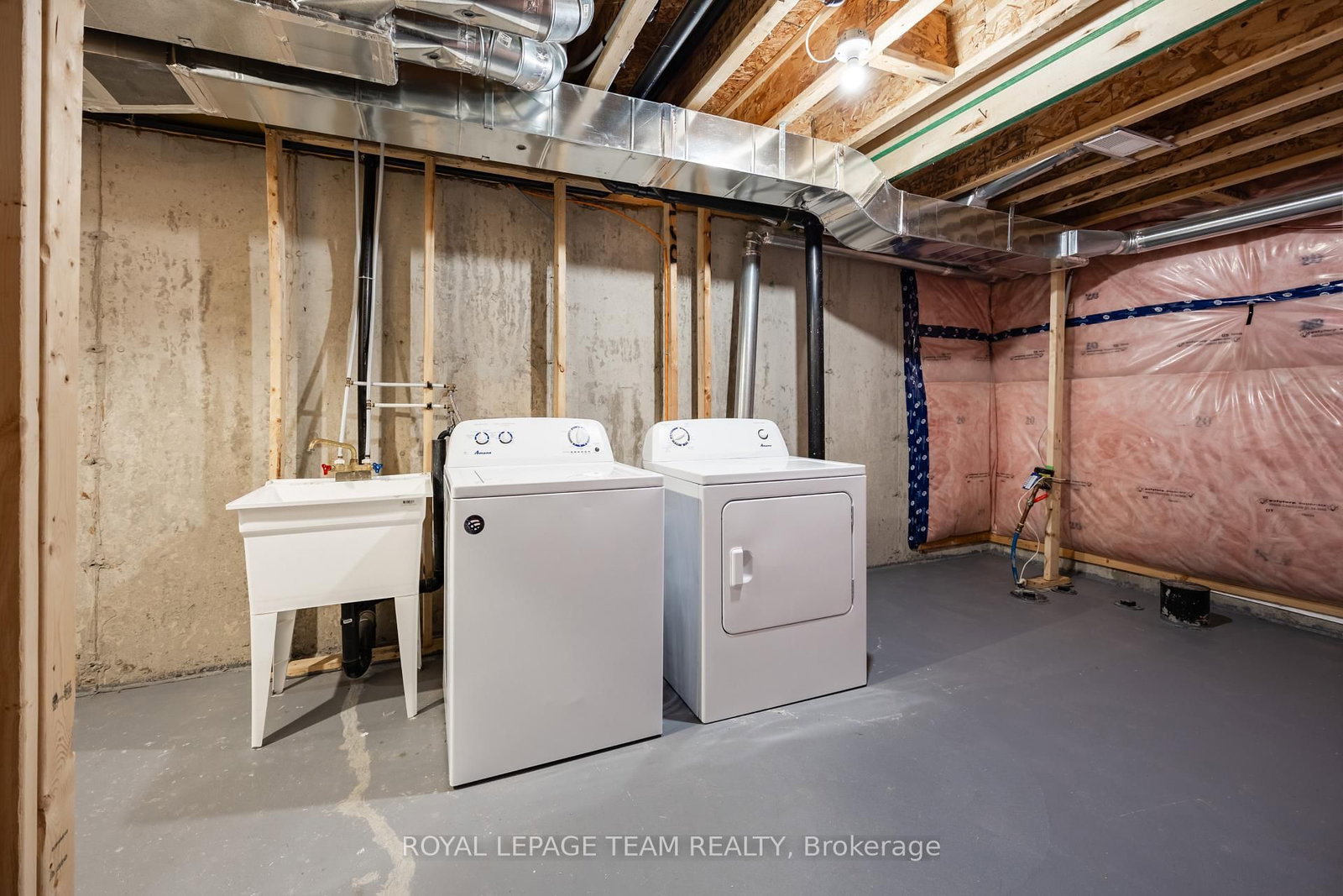 183 Bandelier Way • Ottawa, ON photo 40