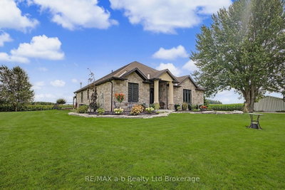 102 Goshen Road • Norfolk, ON photo 7