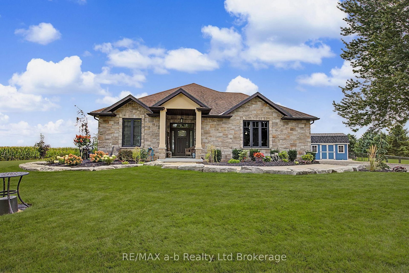 102 Goshen Road • Norfolk, ON photo 5
